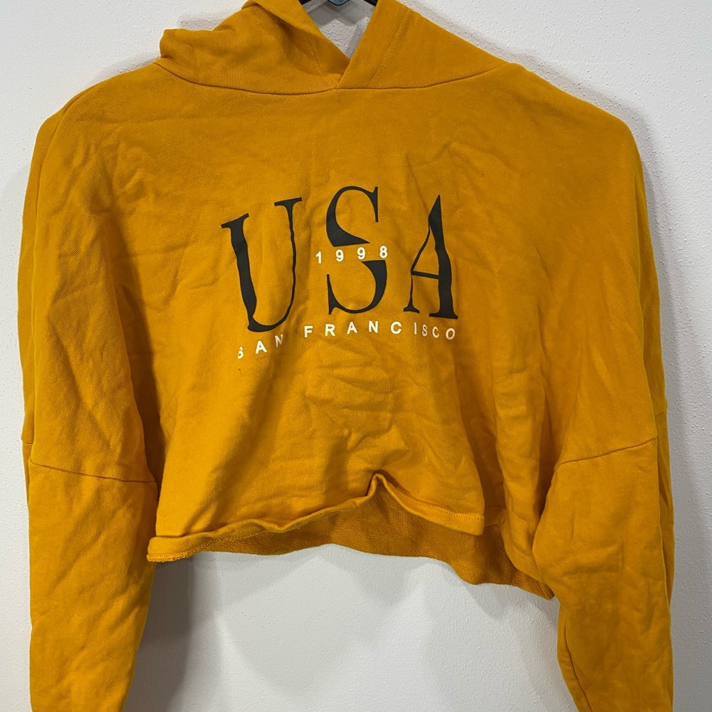 Cropped hoodie